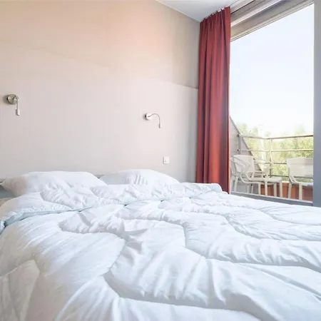 Vakantiehuis Basic Holiday For 2 Adults And 3 Children *